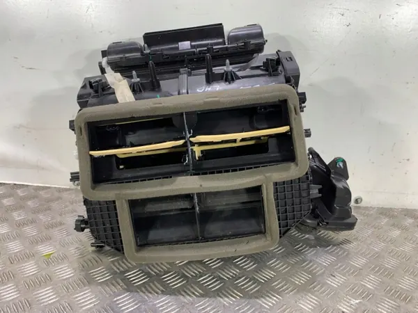 Caixa do aquecedor Alfa Romeo Stelvio OEM 1167617930 image 7