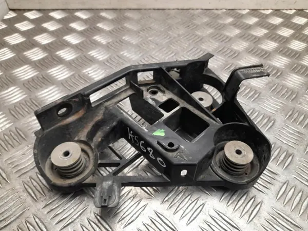 Tesla Model X 2016 Suoja OEM 1027918-00-C image 2