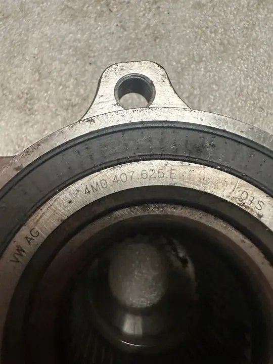 CUSCINETTO ANTERIORE AUDI 4M0407625E image 3