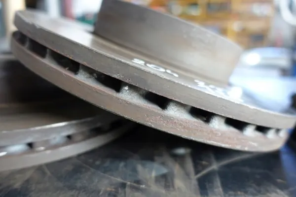 Mercedes Remblokken OEM 2124211312-204 Voor image 5