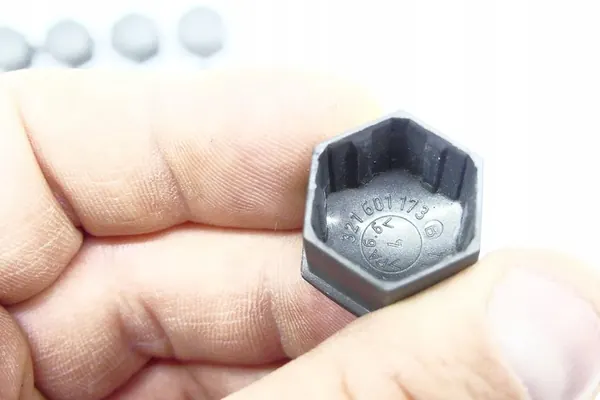 Caps de boulon de roue AUDI A6 C7 4G LIFT 17'' image 4