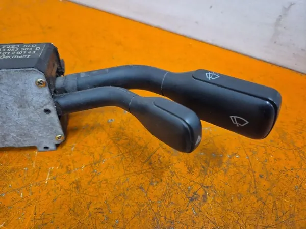 AUDI 80 B3 86-91 Kombischalter 443953503D image 4