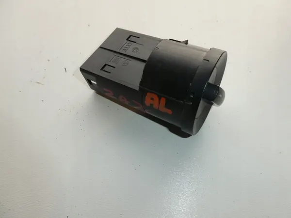 VW Polo IV FL Lichtschakelaar 6Q0941531M image 2