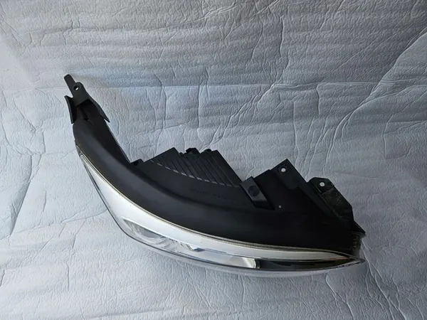 KIA STONIC LENTE DERECHA 8 PIN 92102-H8 image 2