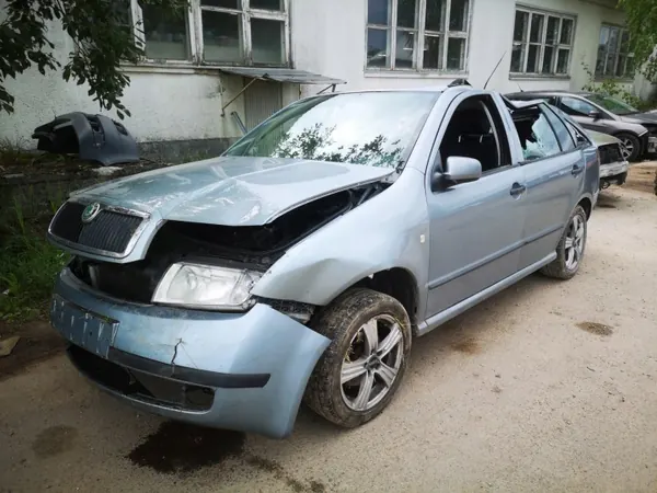 Pompe à huile OEM 06a115105b pour Skoda Fabia 1.9L image 6