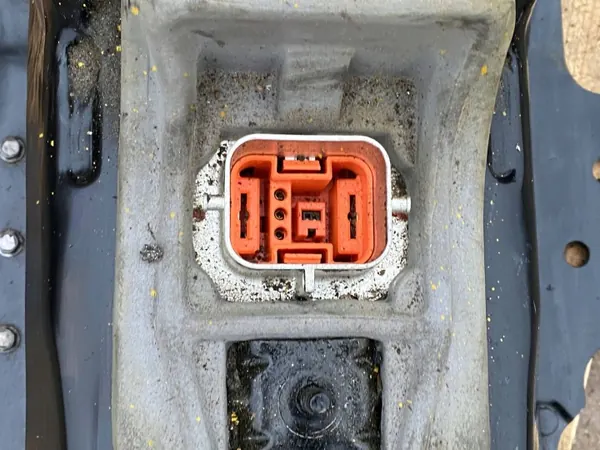 Batería híbrida Volvo V60 II OEM 31673714 - 54Ah image 8