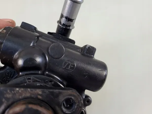 Bomba de direção assistida Audi A8 D3 OE 4E0145156B image 9