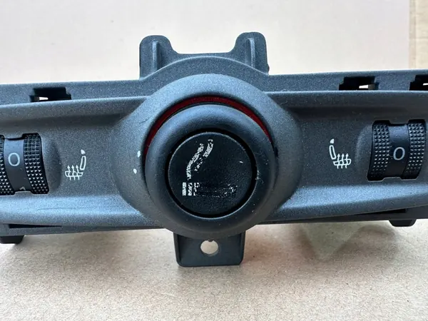 AUDI A6 C6 Zetelverwarmingsschakelaar 8E0963563 image 5