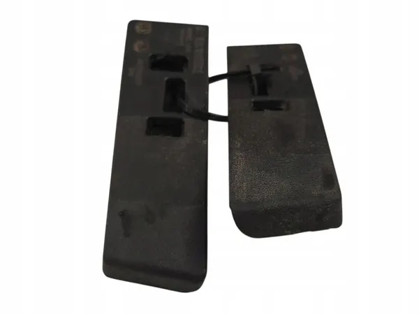 Jeep Renegade dakrailplug OEM 735578389 image 3