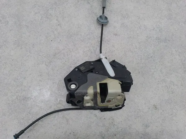 Linke Hintertürschloss Volvo V60 31301943 A046465 image 9