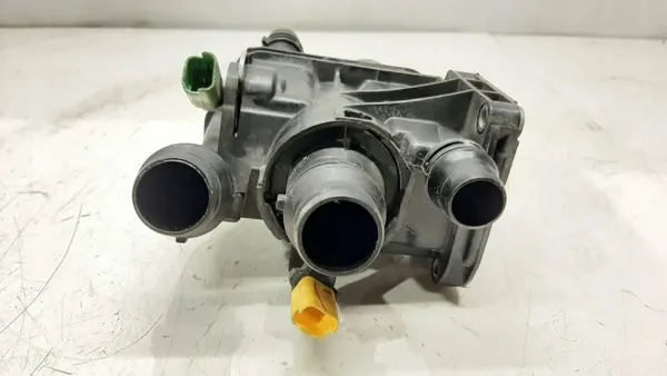 Termostaatin Kotelo OEM 9807198480 Opel Crossland X:lle image 3