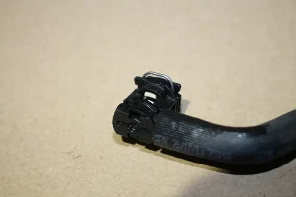 Mangueras de desborde Volvo OEM 31452337, 31452374 image 6