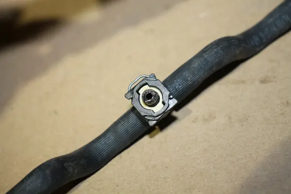 Mangueras de desborde Volvo OEM 31452337, 31452374 image 8
