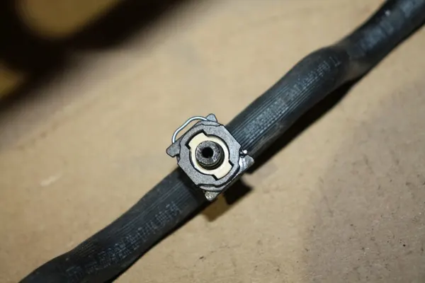 Mangueras de desborde Volvo OEM 31452337, 31452374 image 9