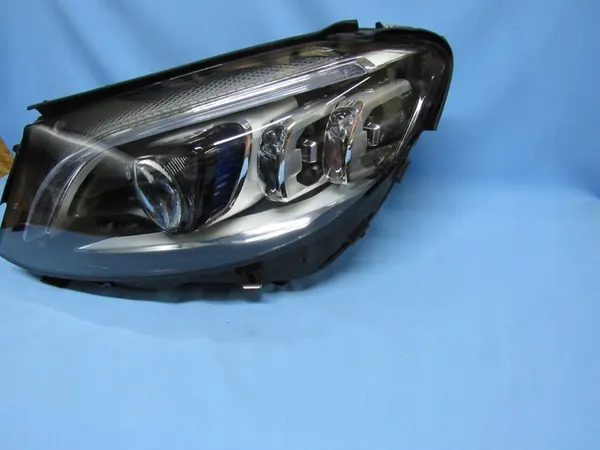 Linker koplamp W205 Full LED A2059061506 image 2