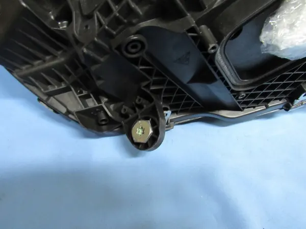 Linker koplamp W205 Full LED A2059061506 image 9