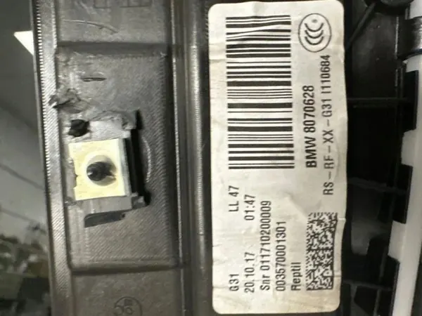 BMW Panorama-lasikatto OEM 8070628 G31 Touringille image 4