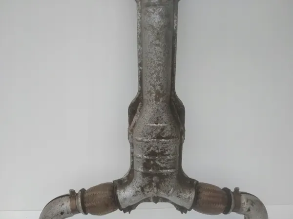 Keskivaimennin OEM Y-pipe Infiniti FX45 - Käytetty image 4