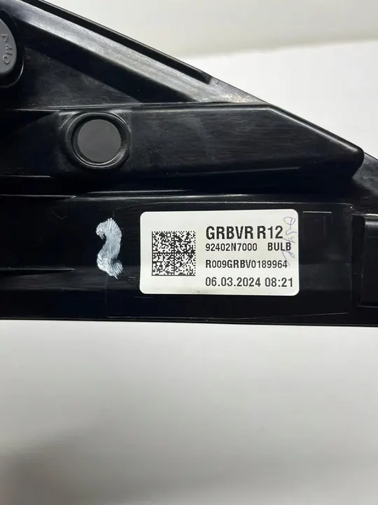 Luz trasera derecha Hyundai Tucson IV image 3