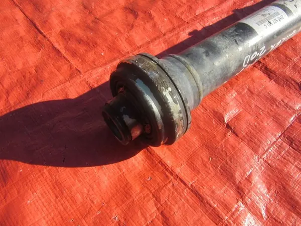 Volkswagen OE 2H0521101C Drivshaft image 3