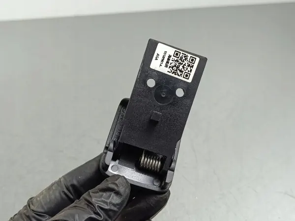 MG ZS Polttoaineläppävivun OEM 10389014 - Käytetty image 3