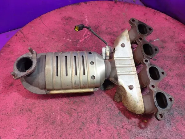 Auspuffkrümmer OEM 374616/Zawada für Hyundai Coupe image 6