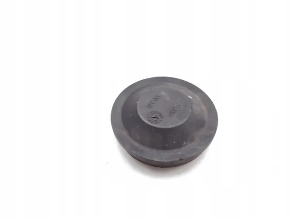Cache ampoule phare VW Touareg OEM 153873 (2010) image 3