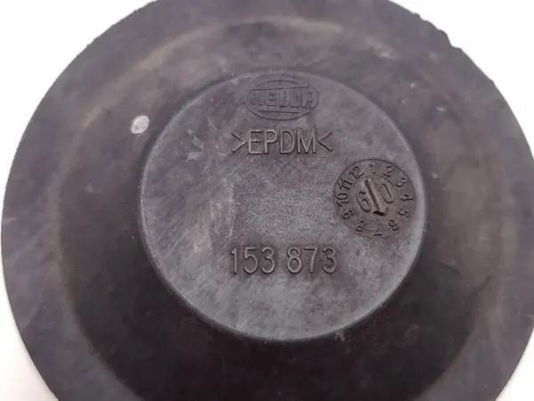 Cache ampoule phare VW Touareg OEM 153873 (2010) image 7