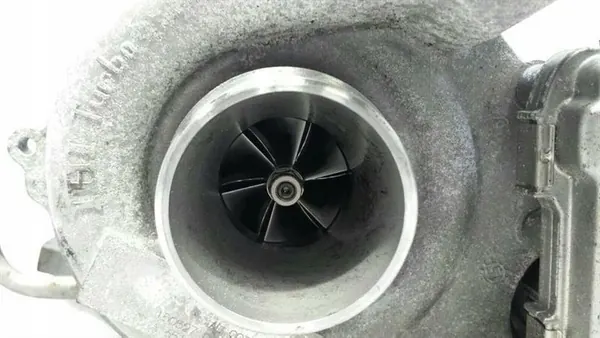 TURBOCOMPRESOR Mercedes E C Class W204 W212 GLK X204 CLS C218 image 2