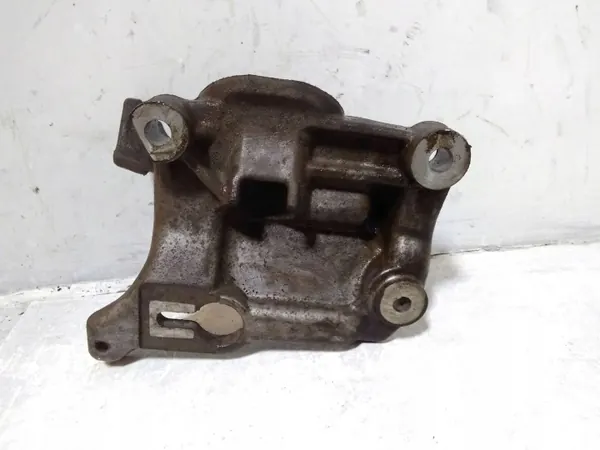 Kompressorin kiinnitys OEM 05281486AA Chrysler Pacificalle image 3