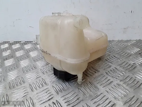 2015 Opel Insignia Motor-Konditionierungsflüssigkeitstank 2000CDTI image 4