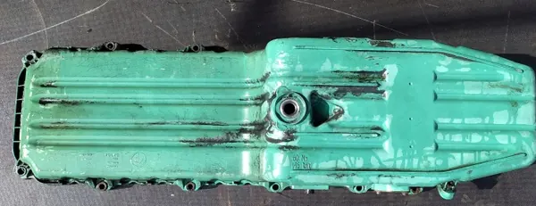Cárter de aceite motor Volvo FH 12/13 OEM 1234567 image 2