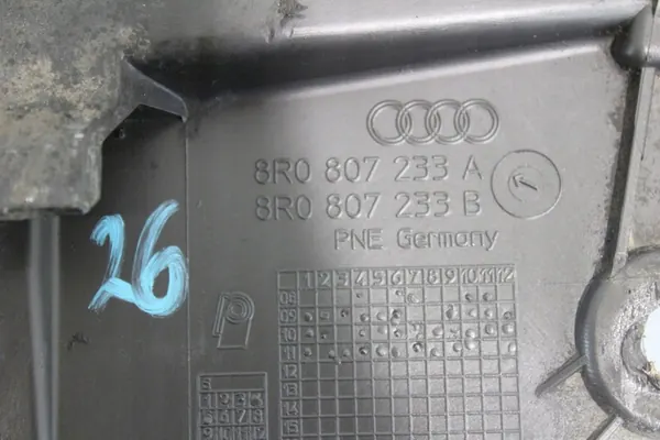 Placa de cubierta de parachoques Audi Q5 8R Delante 8R0807233A image 5