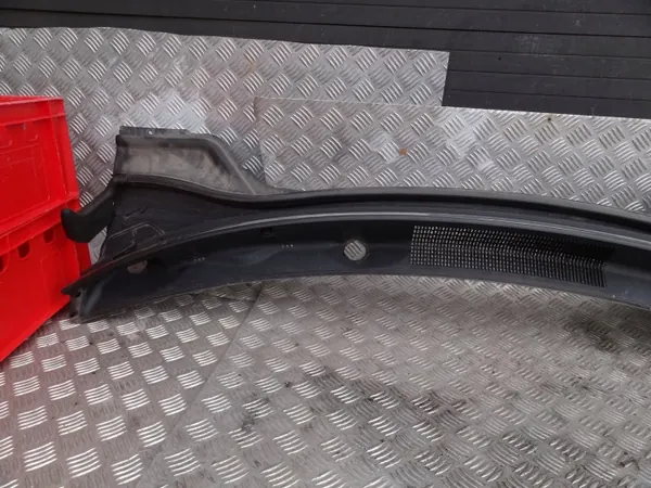 SsangYong XLV 2016 övre fönsterpackning OEM 79411-35000 image 3