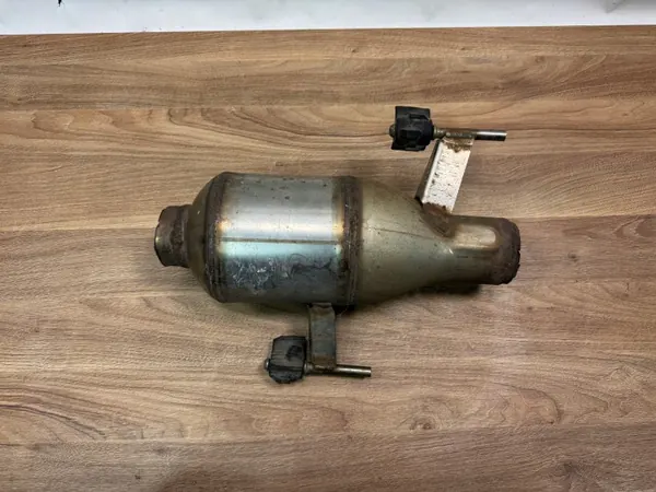 Catalyseur OEM 82465655 pour Renault Master III image 2
