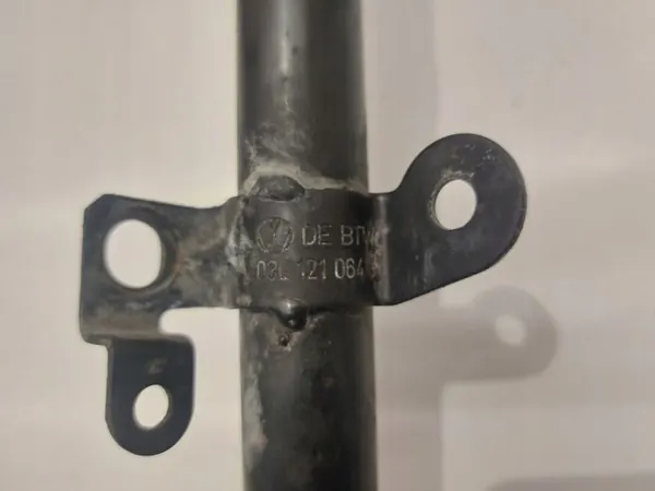 Öljynjäähdytysletku OEM 03L121064 VW Transporter T5:lle image 4