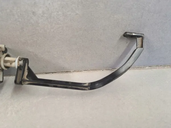 Brandstofklepactuator OEM 42353811 voor Astra IV J Sedan image 5