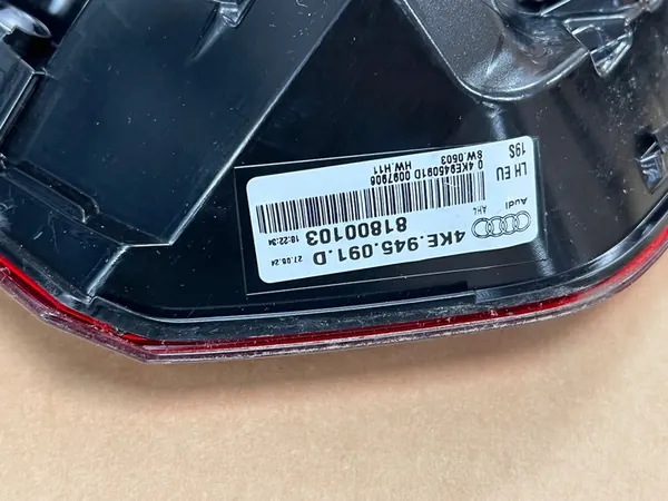 AUDI Q8 E-TRON 55 LUZ TRASERA IZQUIERDA LED 4KE945091D image 3