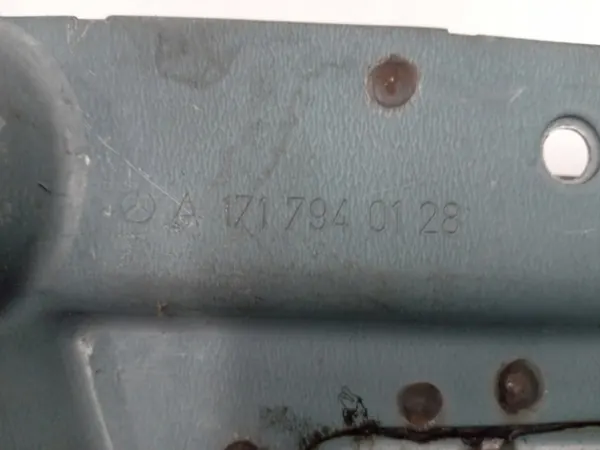 Katonpilaritiiviste OEM A1717940128 vasen taka Mercedes image 4