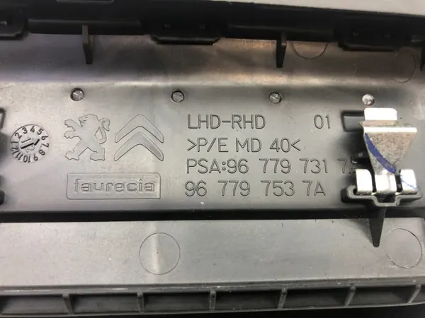 Citroen C4 Picasso II dashboard ventilatierooster OEM 967797317A image 5