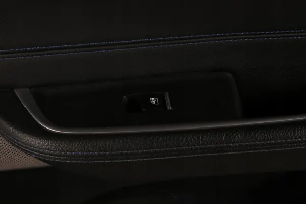OEM 8091482 Oven Panel Oikea Etu BMW 6 G32 image 9