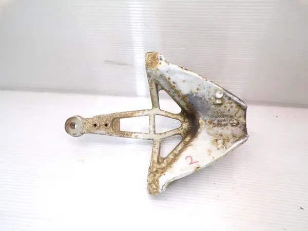 Support de Ressort Arrière Mercedes Sprinter W910 image 4