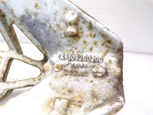 Support de Ressort Arrière Mercedes Sprinter W910 image 6