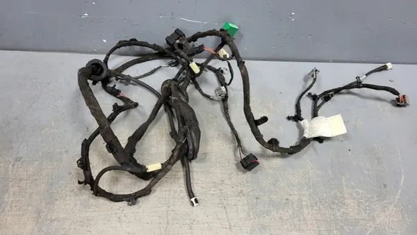 Cableado de maletero Jeep Cherokee KL OEM 68165485AE image 2