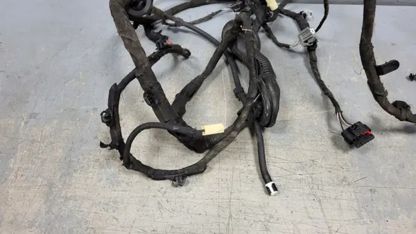 Cableado de maletero Jeep Cherokee KL OEM 68165485AE image 4
