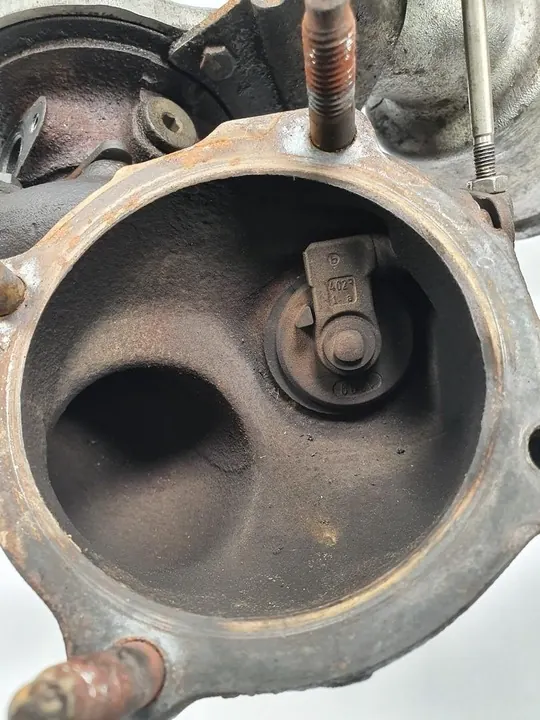 Turboaggregat Audi TT 8N 1.8 T 06A145713F image 3