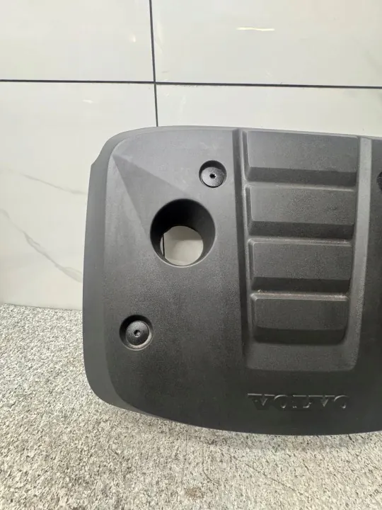 Cache Moteur OEM 32252297 pour Volvo XC40 2.0 D image 4
