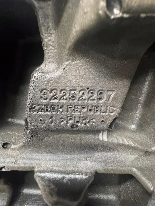 Cache Moteur OEM 32252297 pour Volvo XC40 2.0 D image 5