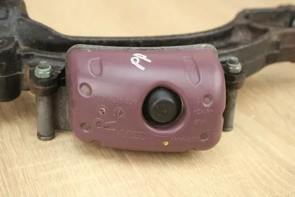Jousituskiinnike OEM 4G0413144A Oikea Etu image 5