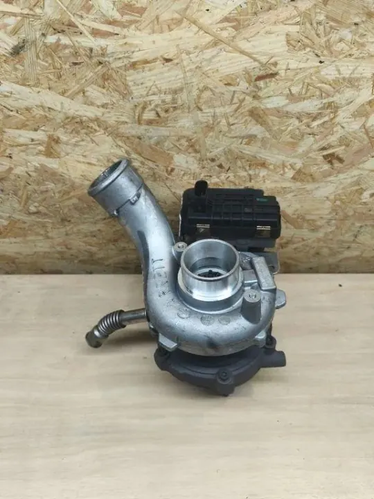 Turbo d'occasion OEM 059145721B pour Audi A4 2.7L image 3